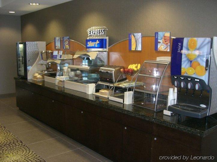 Holiday Inn Express Hays By Ihg Restaurant photo
